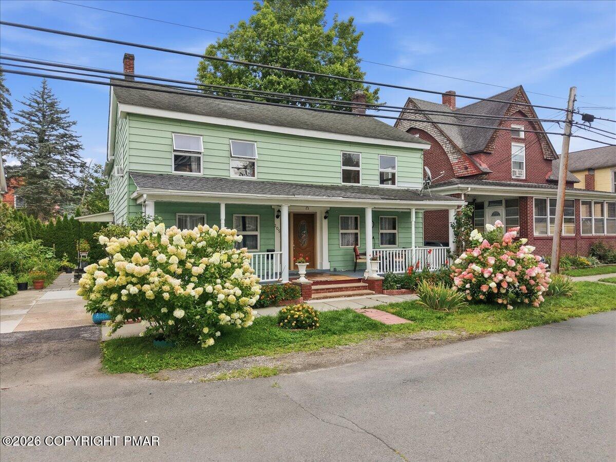 205 Maple Avenue