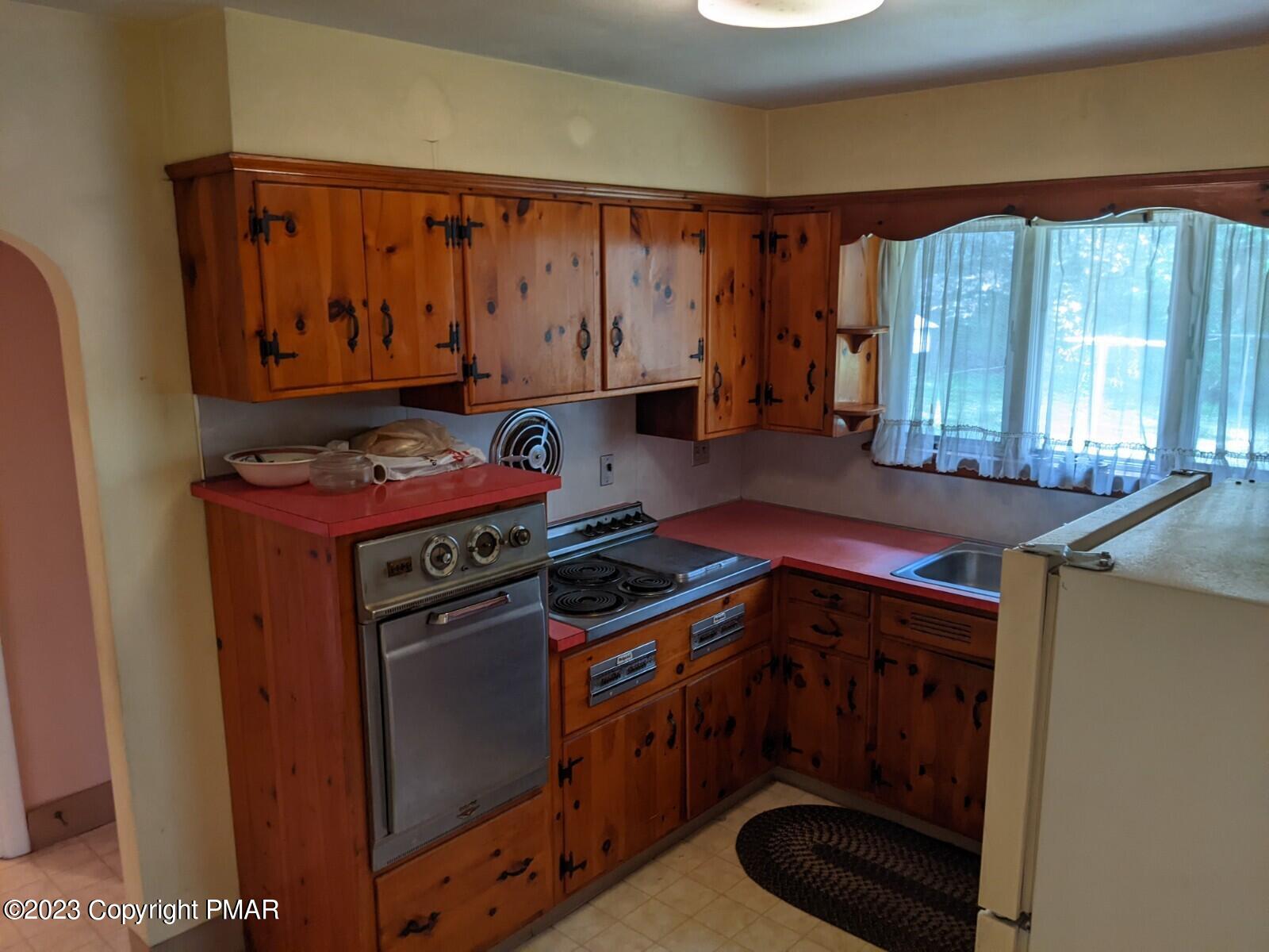 232 Rodenbach Lane, Brodheadsville, Pennsylvania image 16