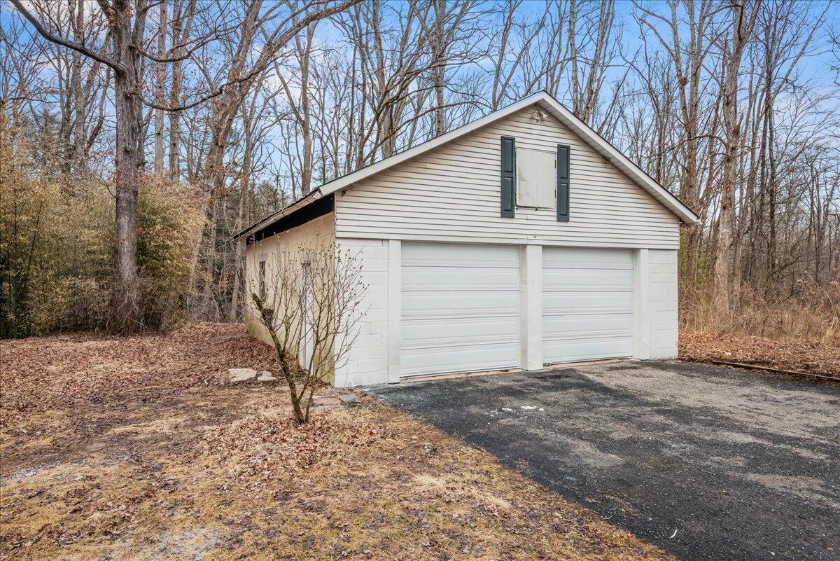 696 Burger Hollow Rd Rd, Kunkletown, Pennsylvania image 7