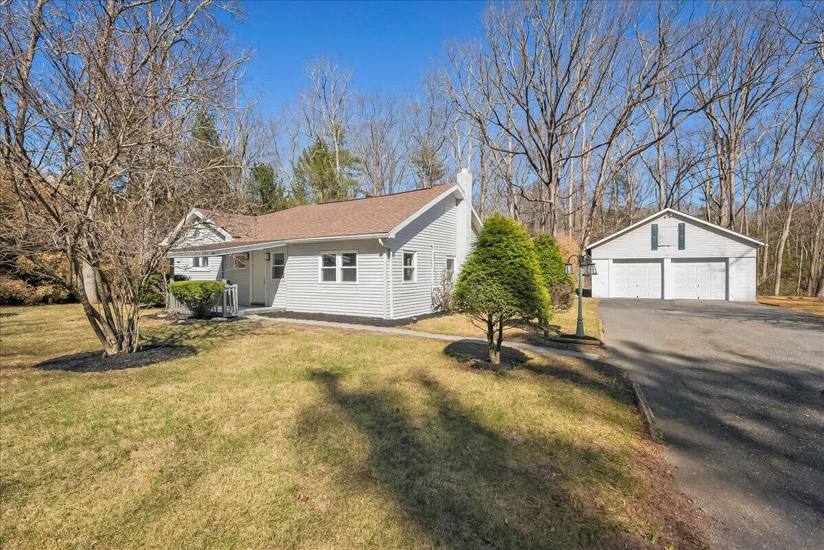 696 Burger Hollow Rd Rd, Kunkletown, Pennsylvania image 4
