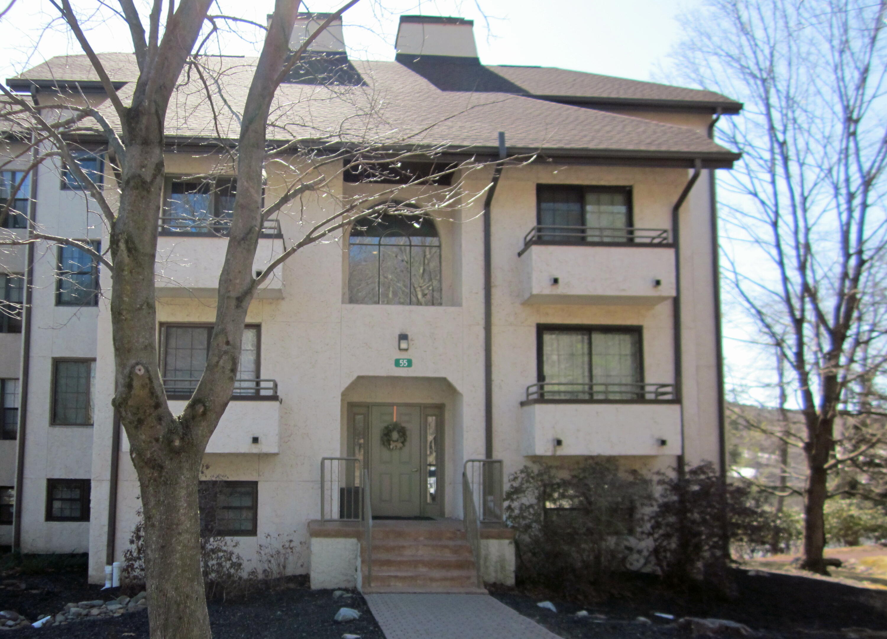 55 Midlake Drive # 102H, Lake Harmony, Pennsylvania image 4