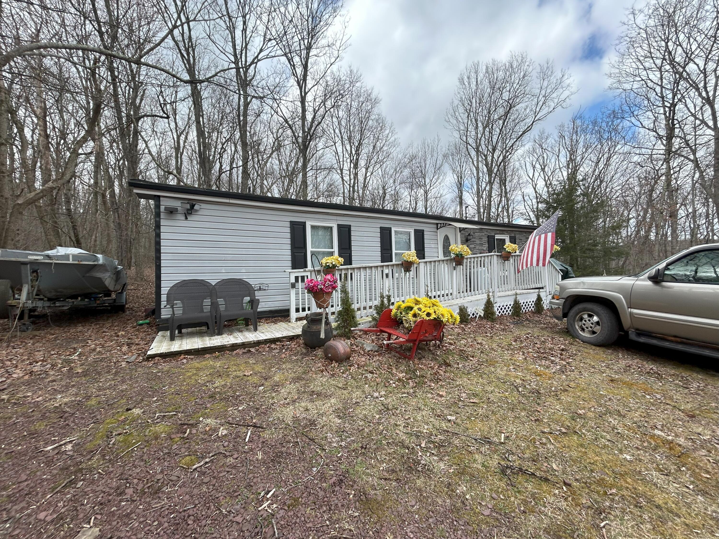 25 Gail Drive, White Haven, Pennsylvania image 2