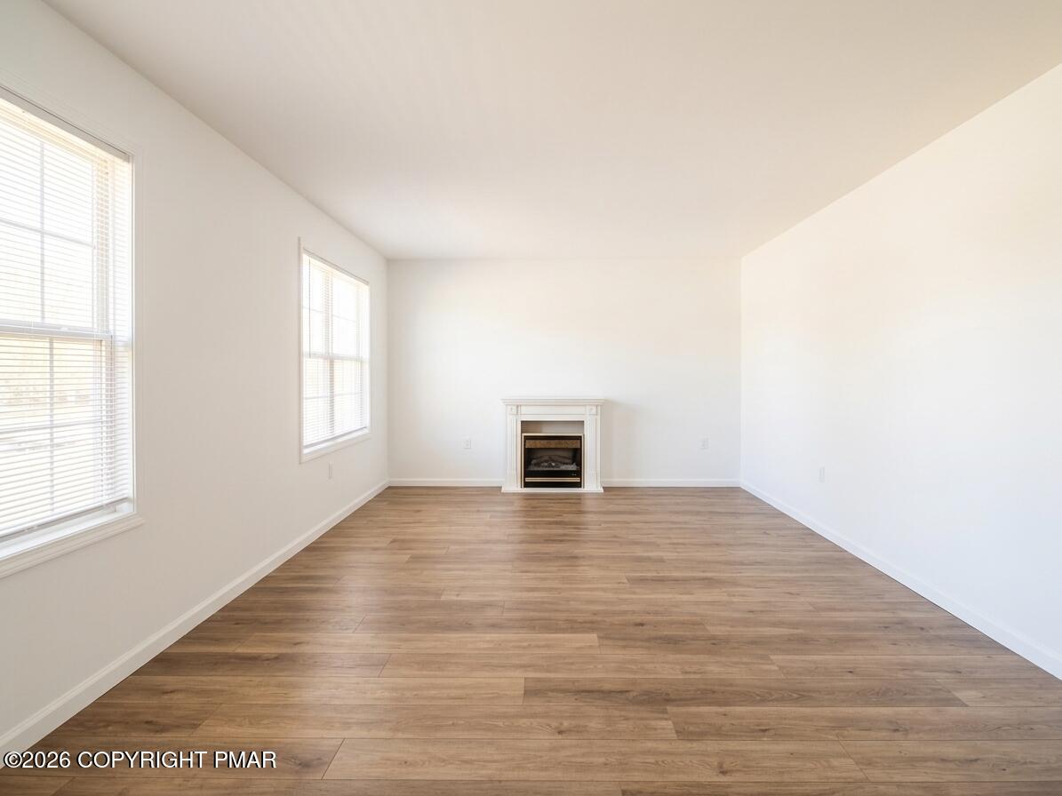 9552 Jasmine Drive