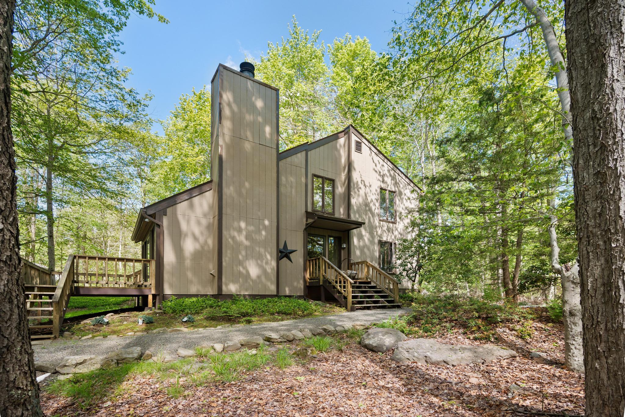 1173 Deer Run, Pocono Pines, Pennsylvania image 3