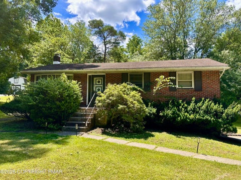 Homes For Sale - 22 Independence Road<br/> East Stroudsburg, PA 18301