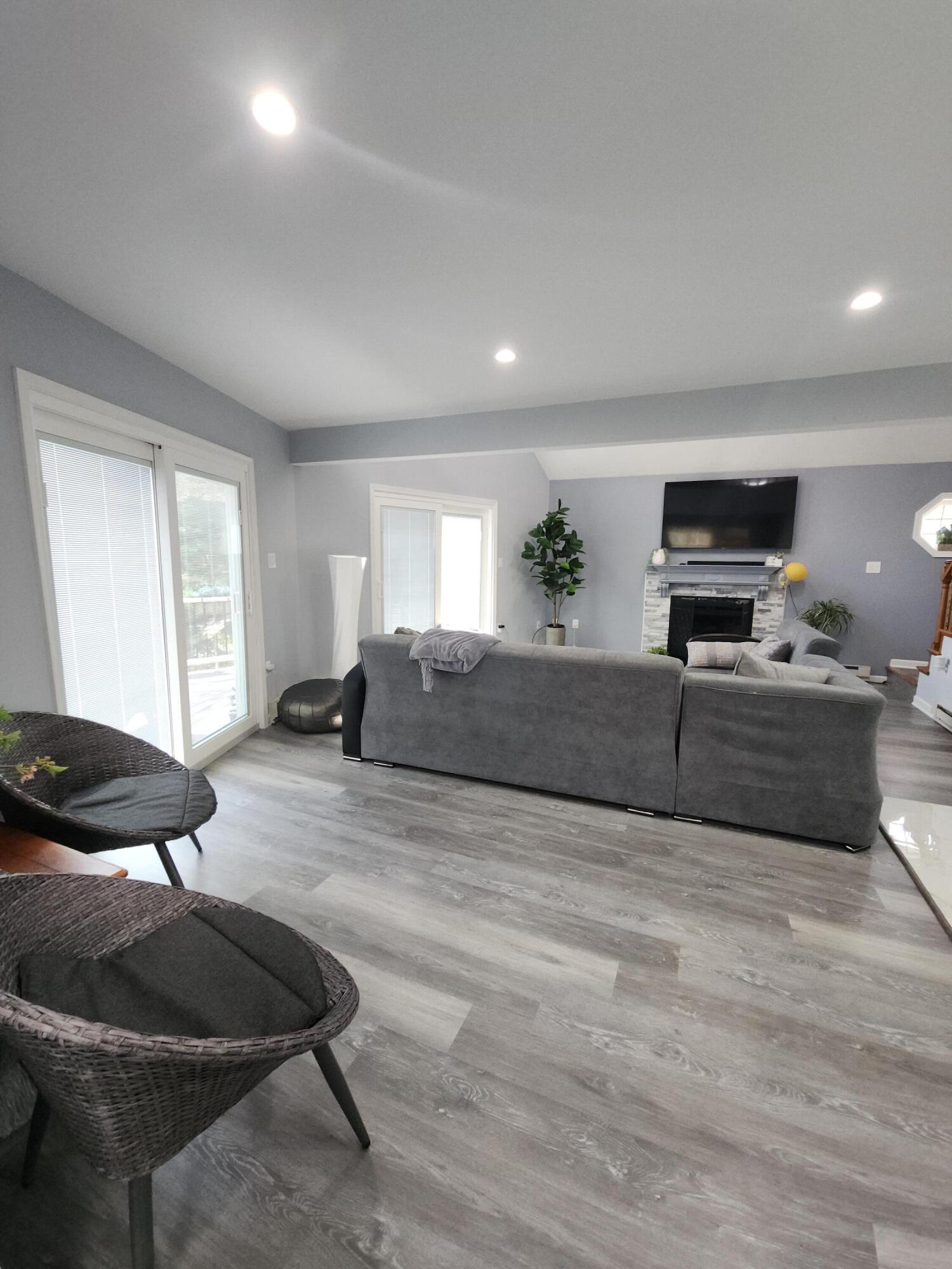 419 Quaker Court