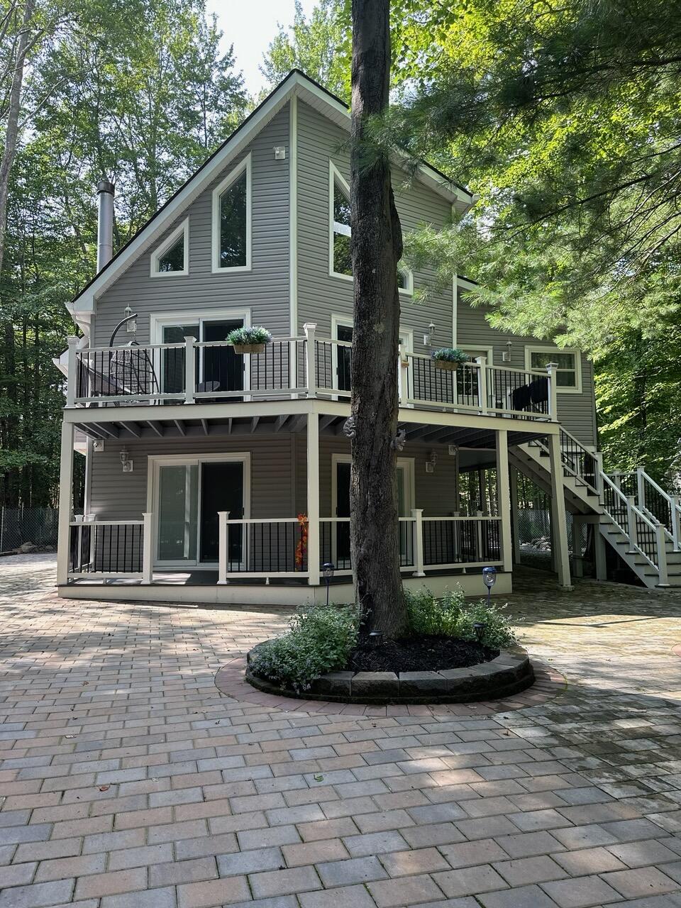 419 Quaker Court, Pocono Lake, Pennsylvania image 1