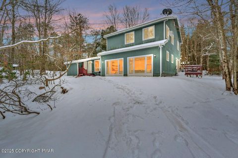 12 Hickory Road Lake Harmony PA 18624