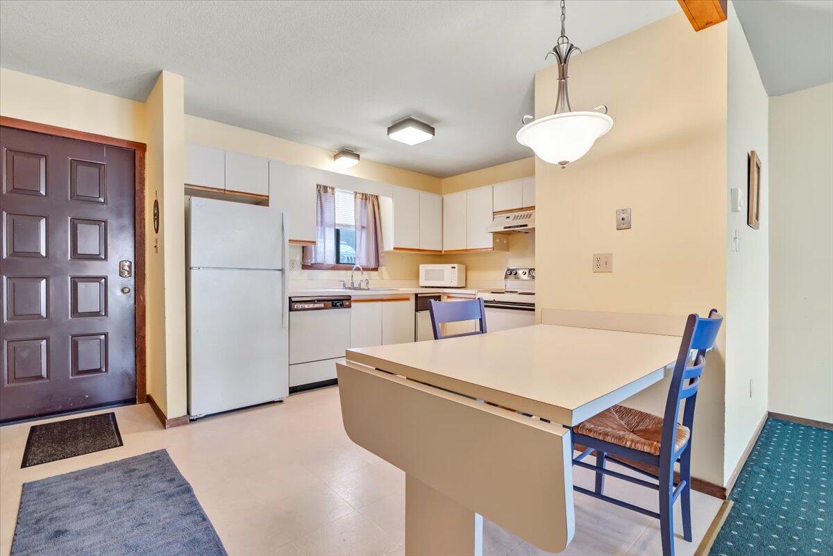 247 High Pass Way Way, Tannersville, Pennsylvania image 9
