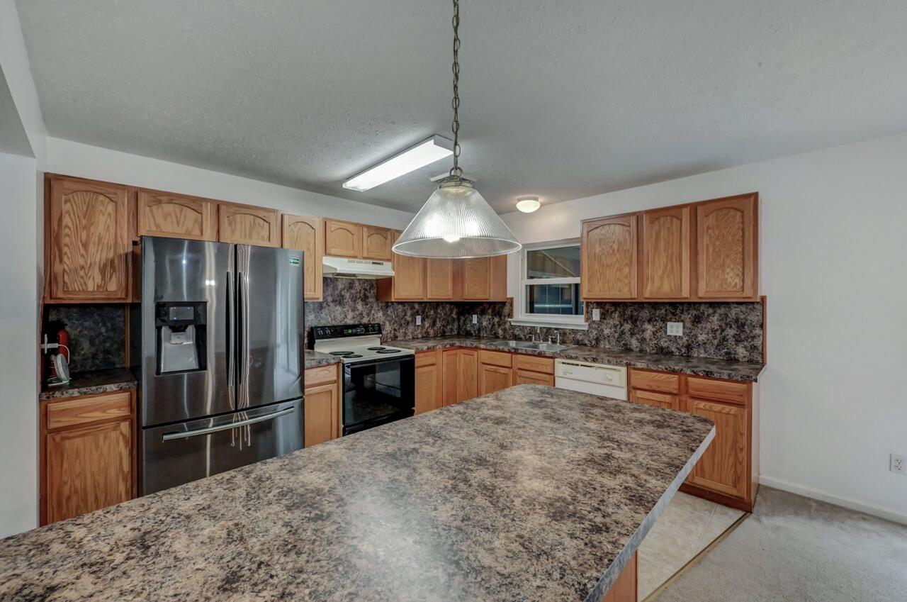 1162 Colt Lane, Pocono Summit, Pennsylvania image 17