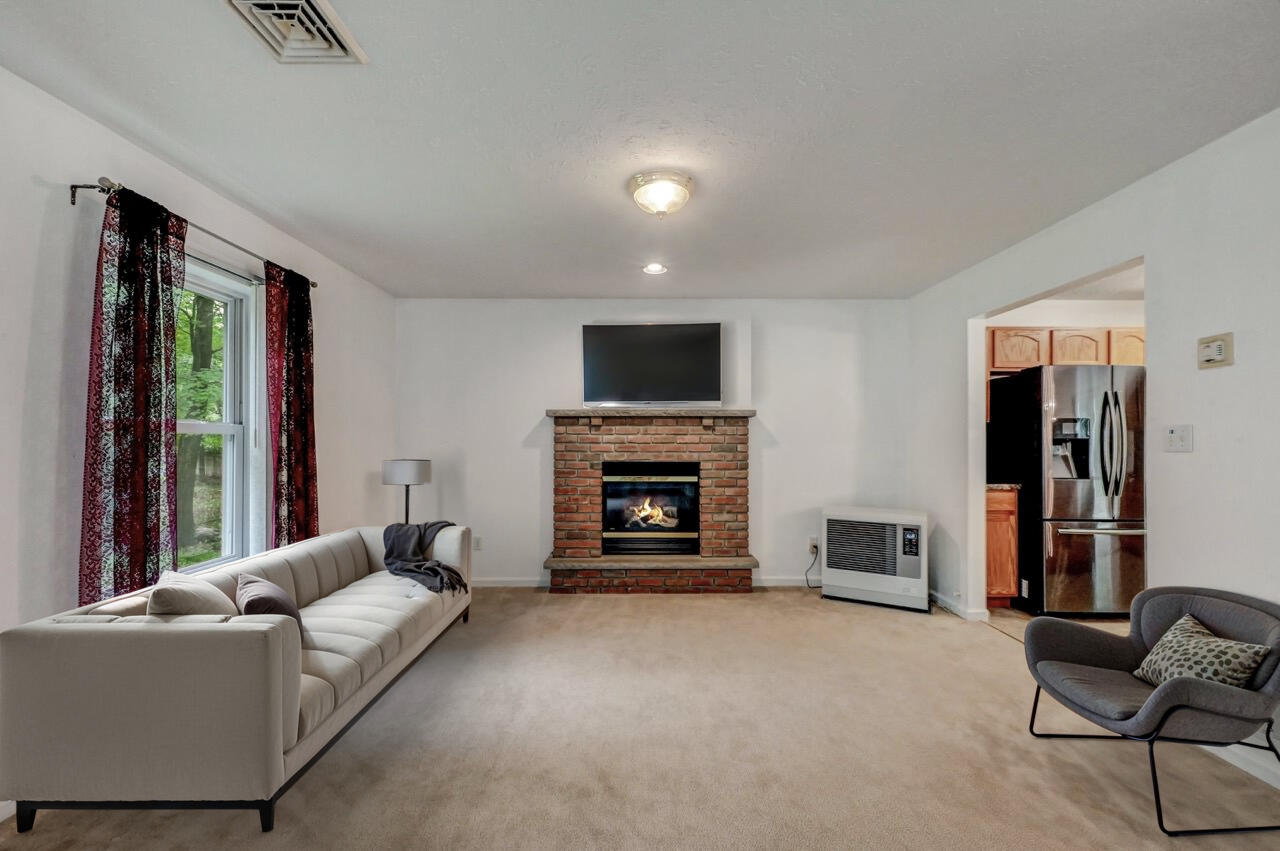 1162 Colt Lane