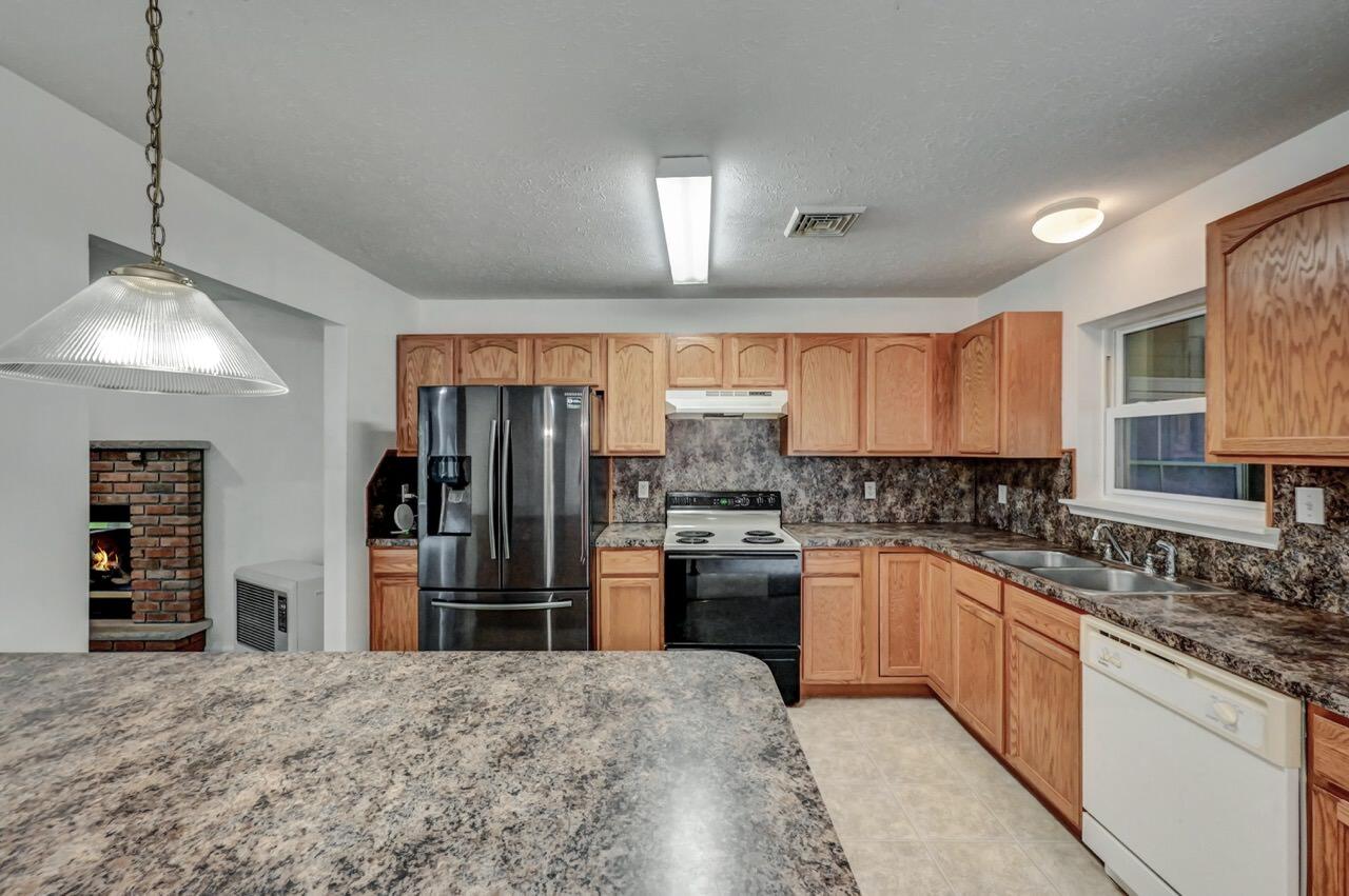 1162 Colt Lane, Pocono Summit, Pennsylvania image 19