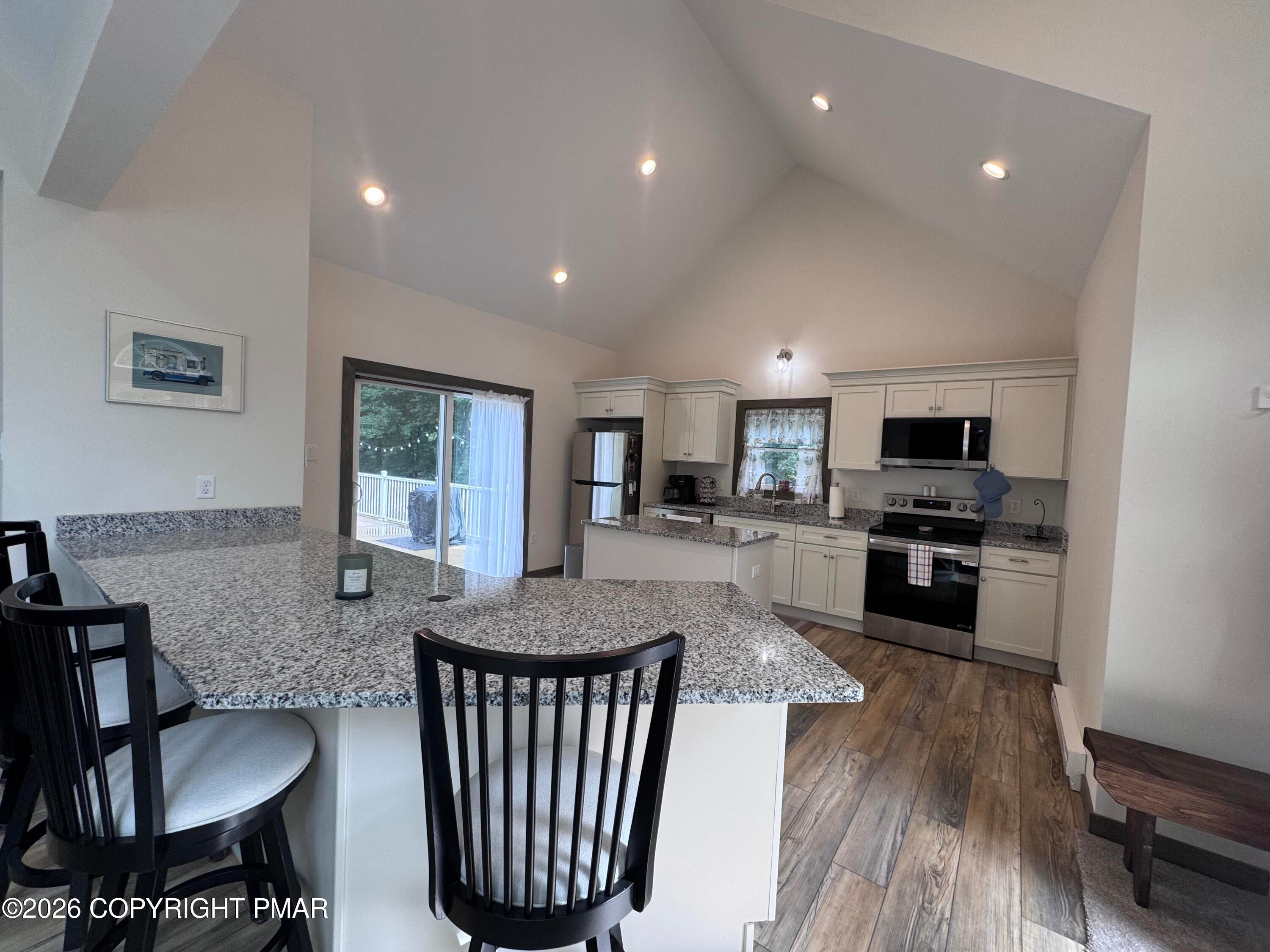 115 Hawthorn Road