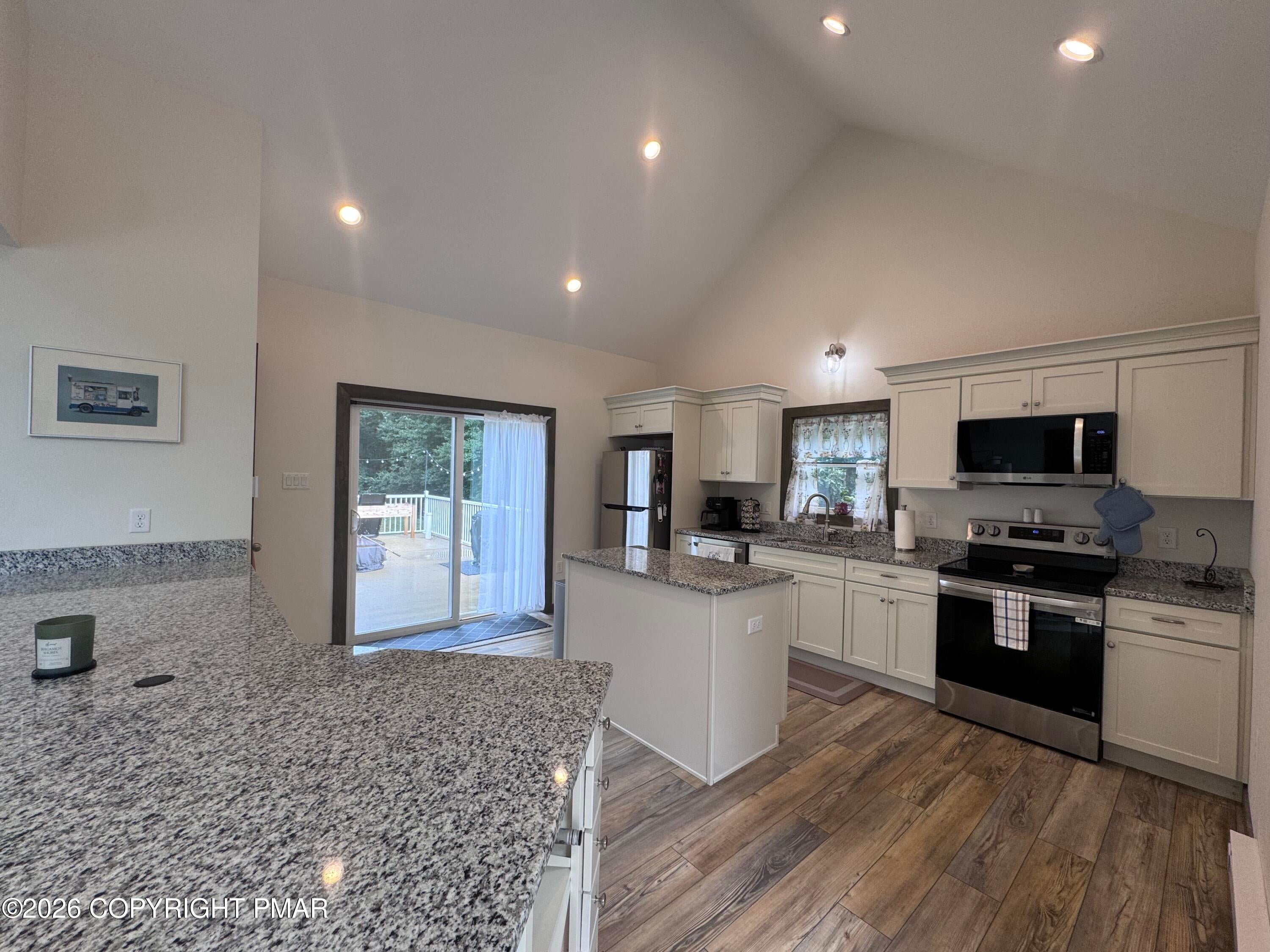 115 Hawthorn Road