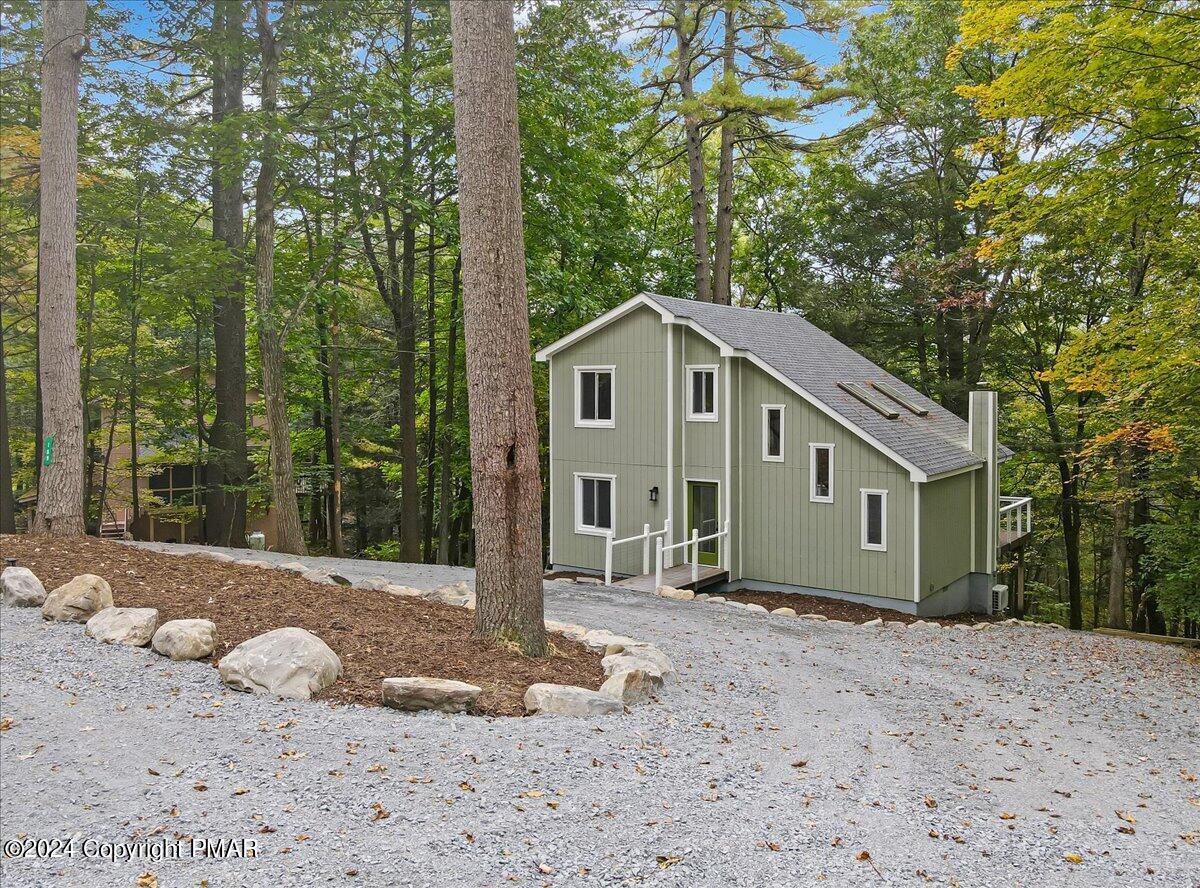 159 Manchester Drive, Bushkill, Pennsylvania image 5