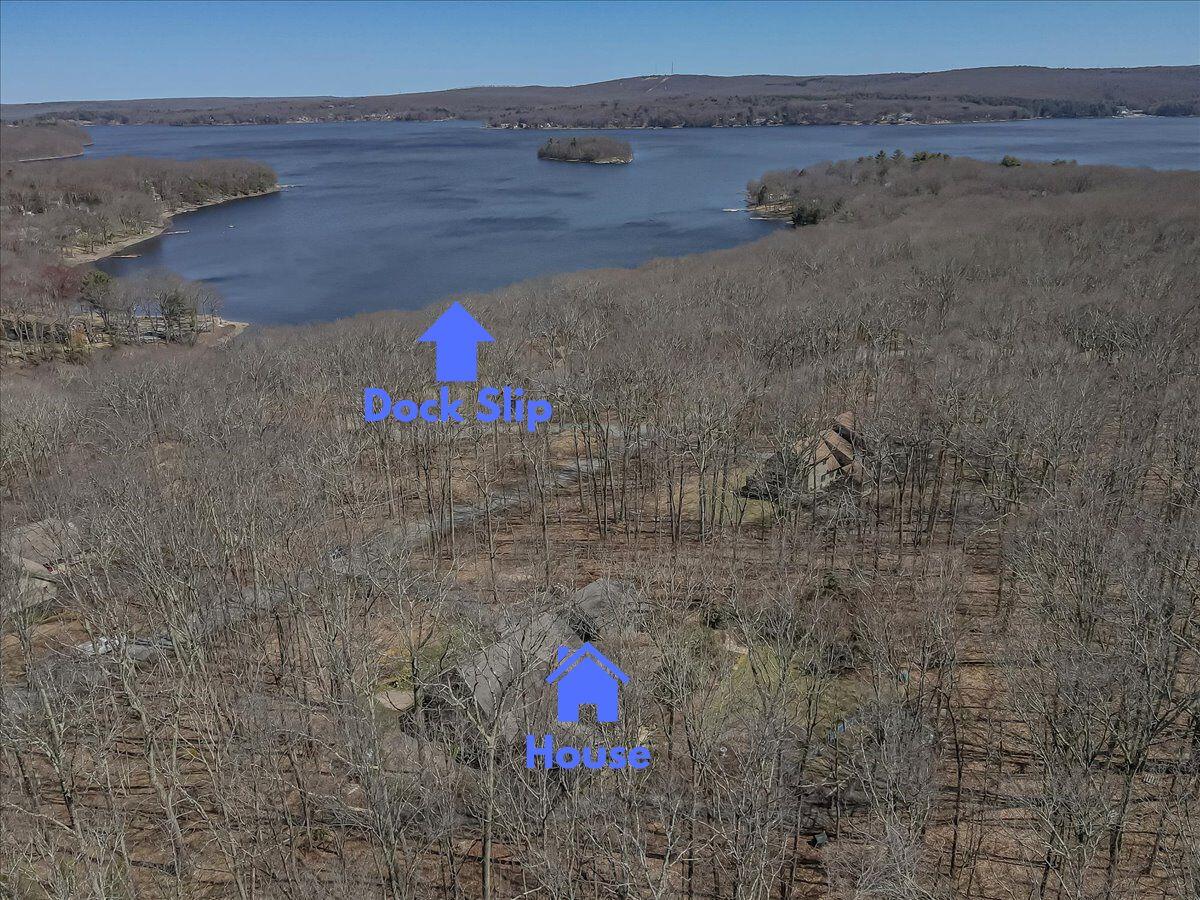141 Cove Point Circle, Lakeville, Pennsylvania image 8