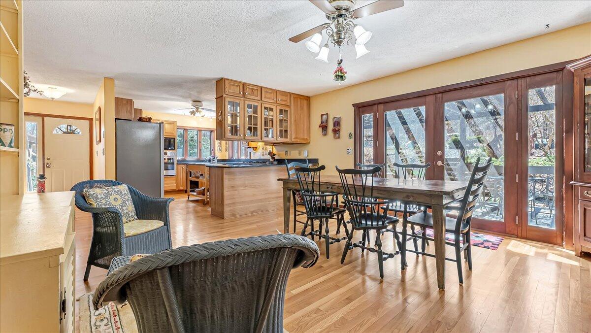 141 Cove Point Circle, Lakeville, Pennsylvania image 22