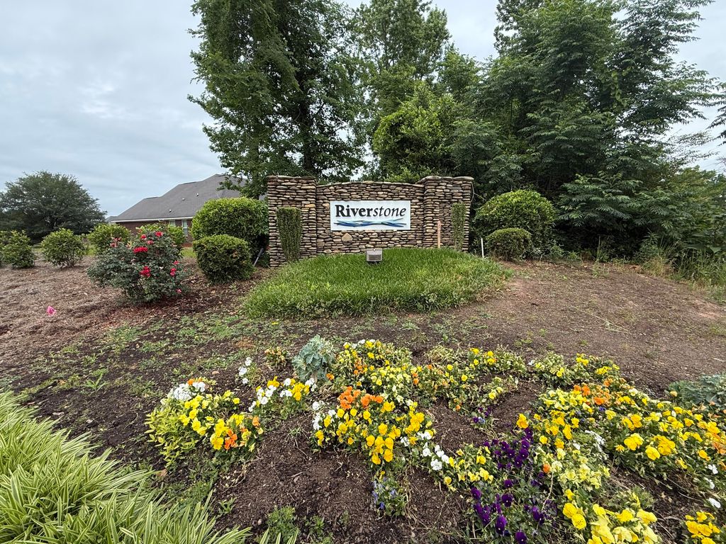 Photo of 3244 Riverstone Drive, Augusta, GA 30907 (MLS # 555357)