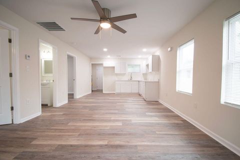 Tiny photo for 1151 Roselle Street, Augusta, GA 30901 (MLS # 543988)