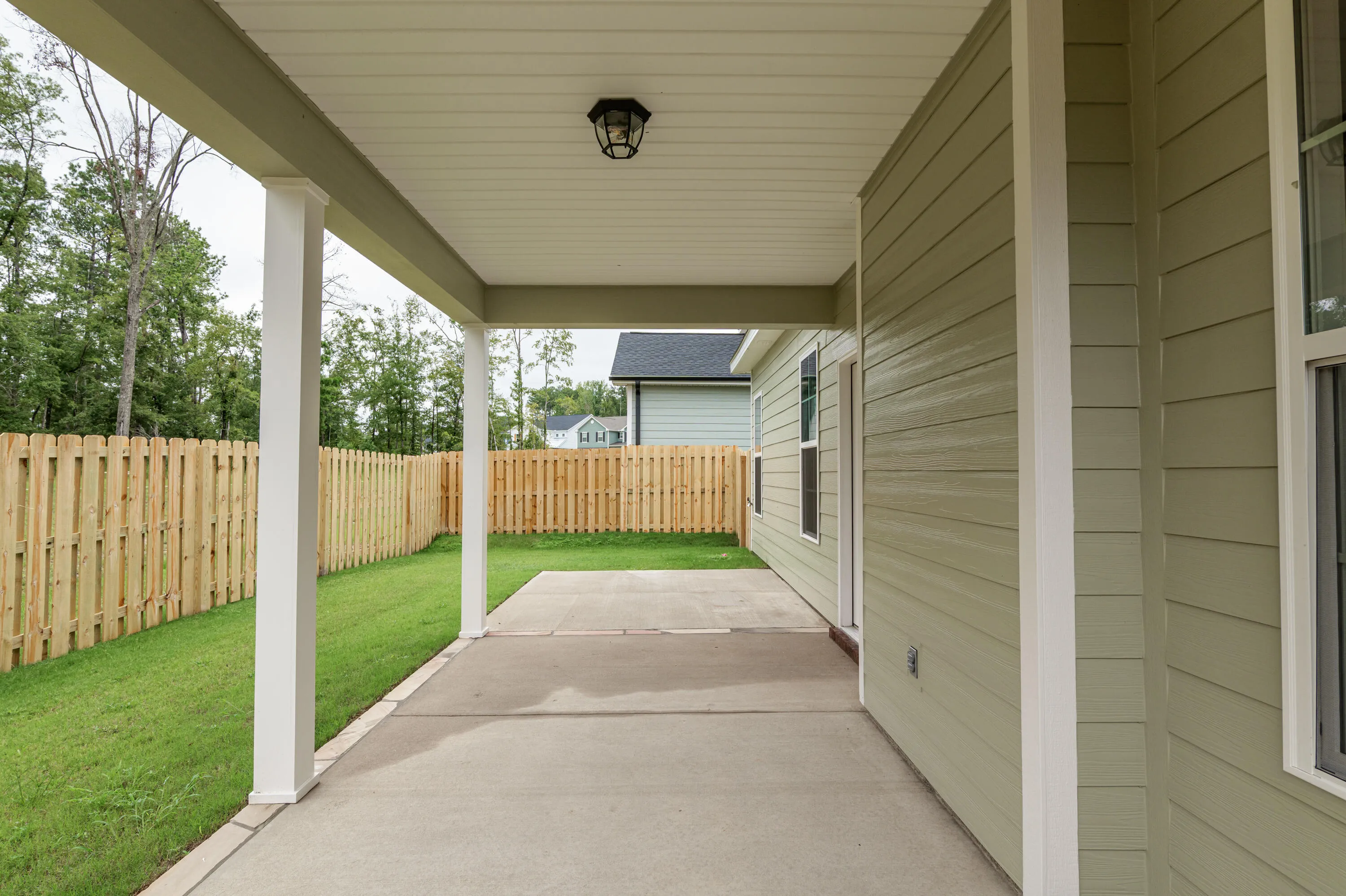 Grovetown, Georgia 30813, United States, 4 Bedrooms Bedrooms, ,4 BathroomsBathrooms,Residential,Active,99677