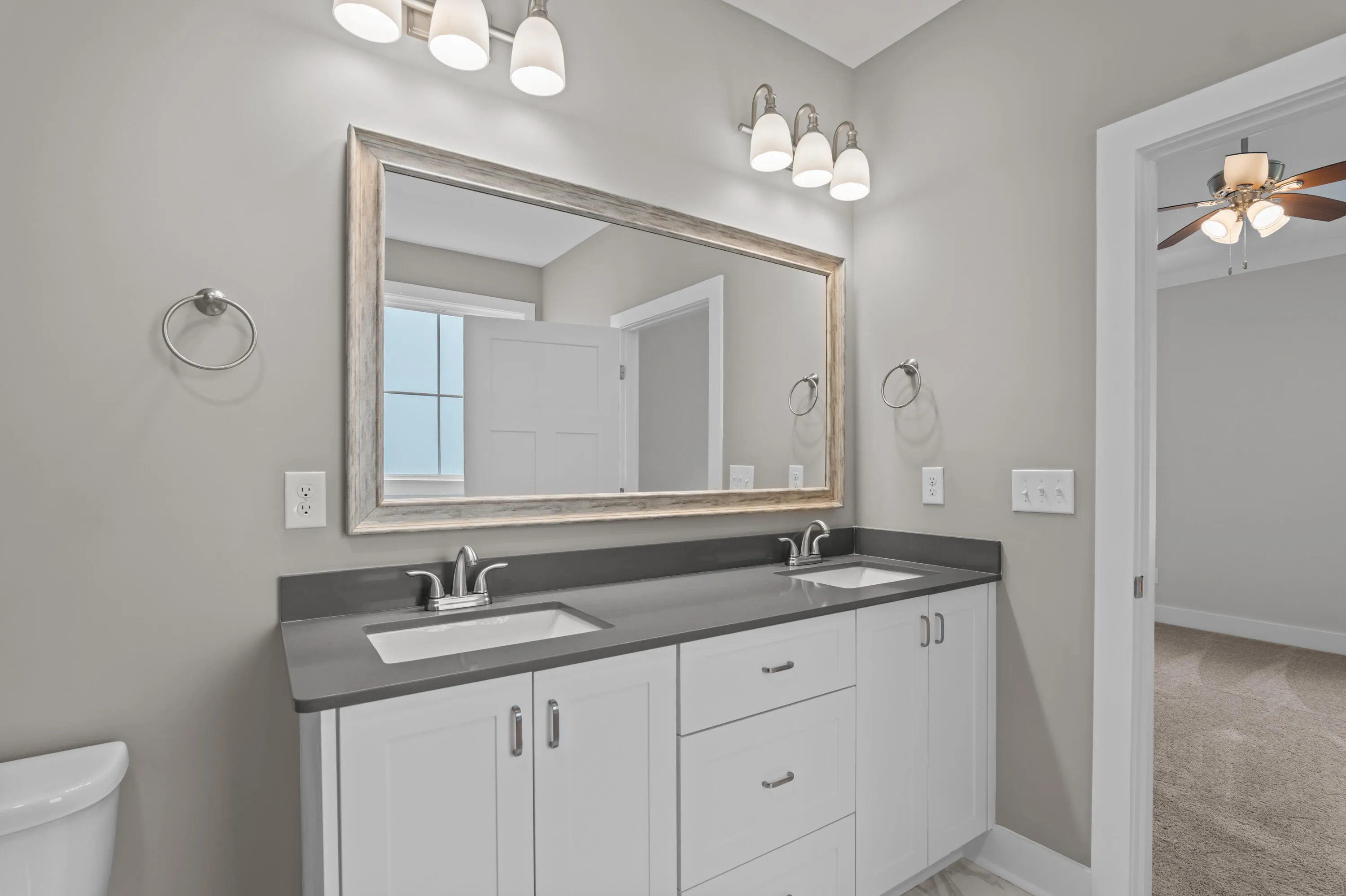 Grovetown, Georgia 30813, United States, 4 Bedrooms Bedrooms, ,4 BathroomsBathrooms,Residential,Active,99677