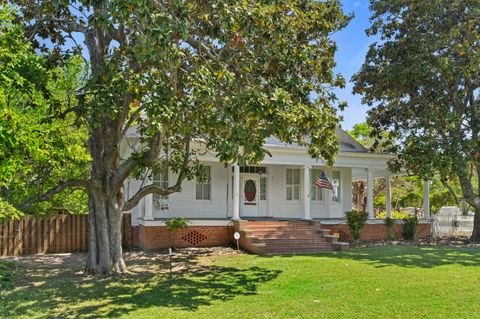 Tiny photo for 401 W BROAD Street, Louisville, GA 30434 (MLS # 541413)