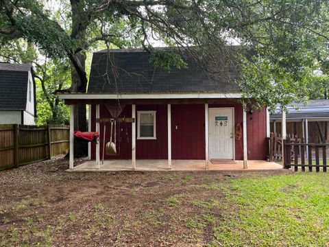 Tiny photo for 401 W BROAD Street, Louisville, GA 30434 (MLS # 541413)