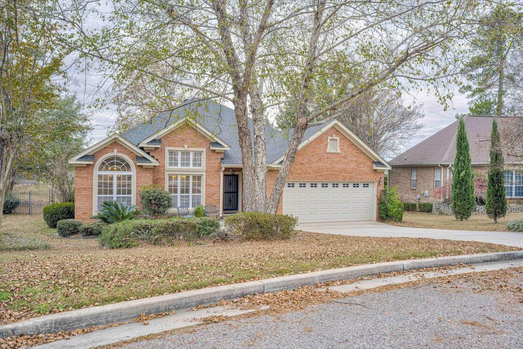 Photo of 34 Eagle Pointe Drive, Augusta, GA 30909 (MLS # 549820)