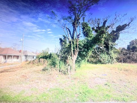Photo of 1532 12th Street, Augusta, GA 30901 (MLS # 554224)