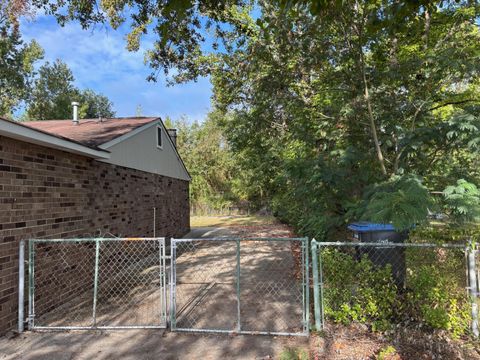 Tiny photo for 3203 E Gerald Drive, Augusta, GA 30906 (MLS # 549111)