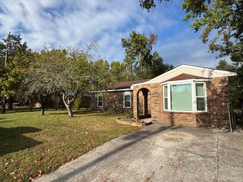 Photo of 3203 E Gerald Drive, Augusta, GA 30906 (MLS # 549111)