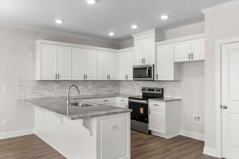 Tiny photo for 464 Helen Drive, North Augusta, SC 29860 (MLS # 541230)