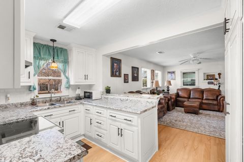 Tiny photo for 124 Pierce Avenue, Swainsboro, GA 30401 (MLS # 552493)