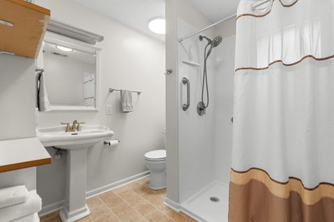 Tiny photo for 124 Pierce Avenue, Swainsboro, GA 30401 (MLS # 552493)