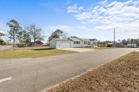 Tiny photo for 124 Pierce Avenue, Swainsboro, GA 30401 (MLS # 552493)