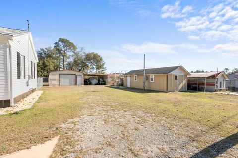 Tiny photo for 124 Pierce Avenue, Swainsboro, GA 30401 (MLS # 552493)