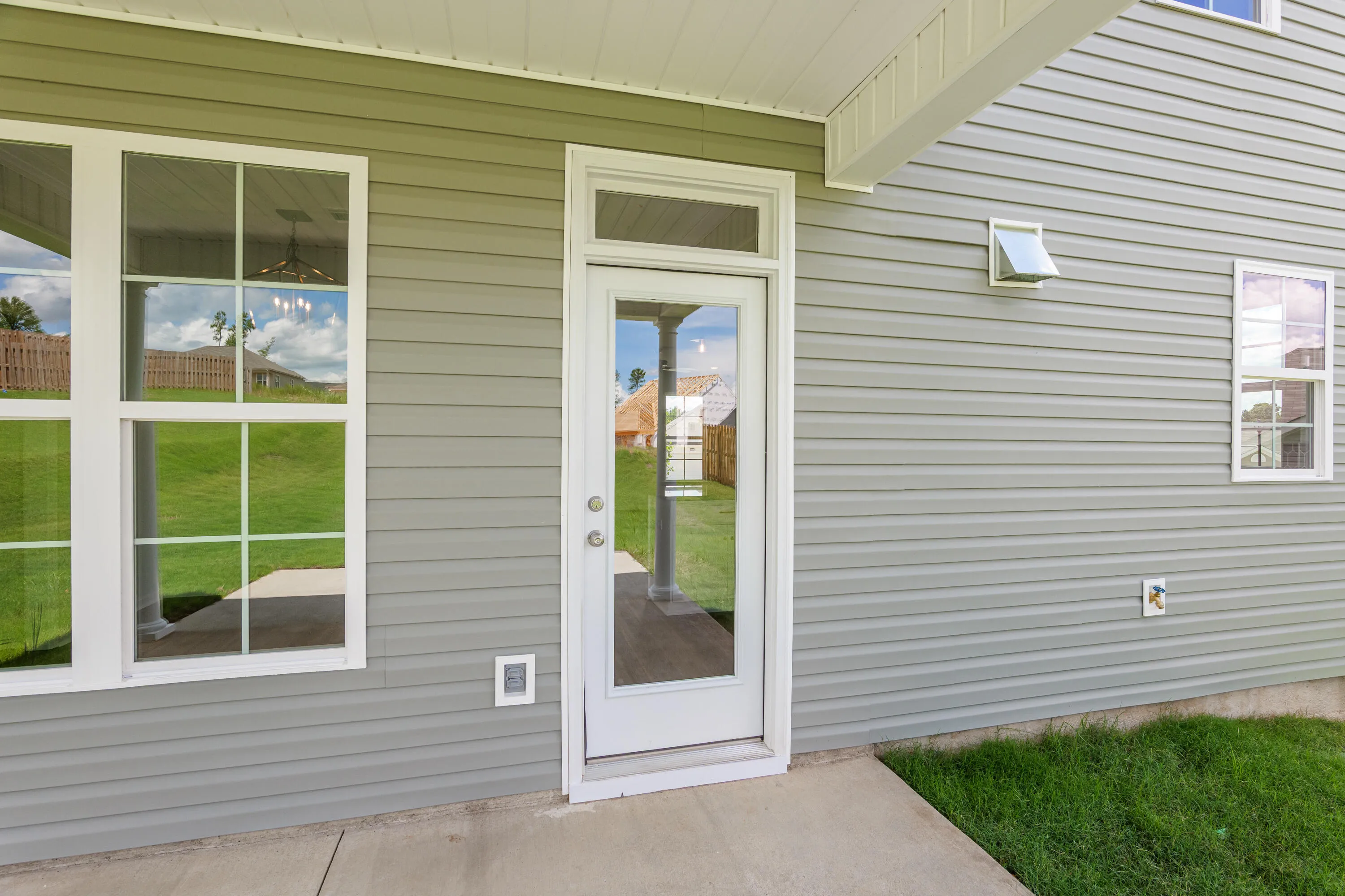 Grovetown, Georgia 30813, United States, 4 Bedrooms Bedrooms, ,3 BathroomsBathrooms,Residential,Active,90504