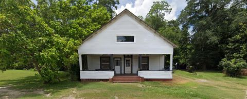 Photo of 423 S Masonic Street, Millen, GA 30442 (MLS # 523223) Photo of 423 S Masonic Street, Millen, GA 30442 (MLS # 523223)