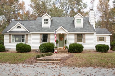 Tiny photo for 218 E Sheppard Street, Stapleton, GA 30823 (MLS # 548904)