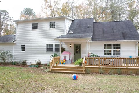 Tiny photo for 218 E Sheppard Street, Stapleton, GA 30823 (MLS # 548904)