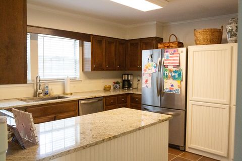 Tiny photo for 218 E Sheppard Street, Stapleton, GA 30823 (MLS # 548904)