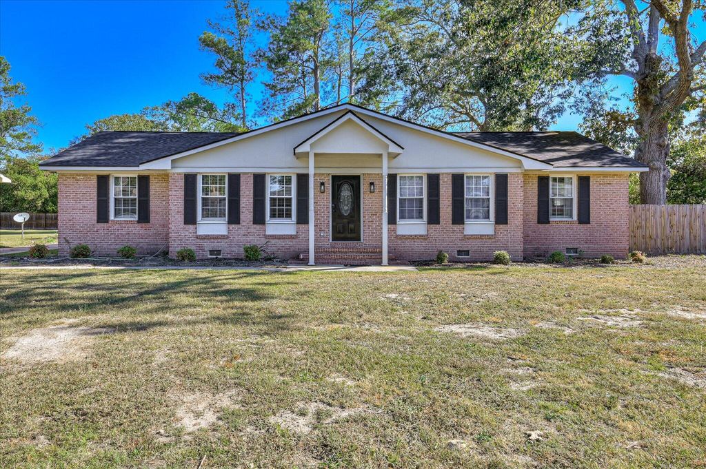 Photo for 431 Goldfinch Drive, Augusta, GA 30907 (MLS # 548611)