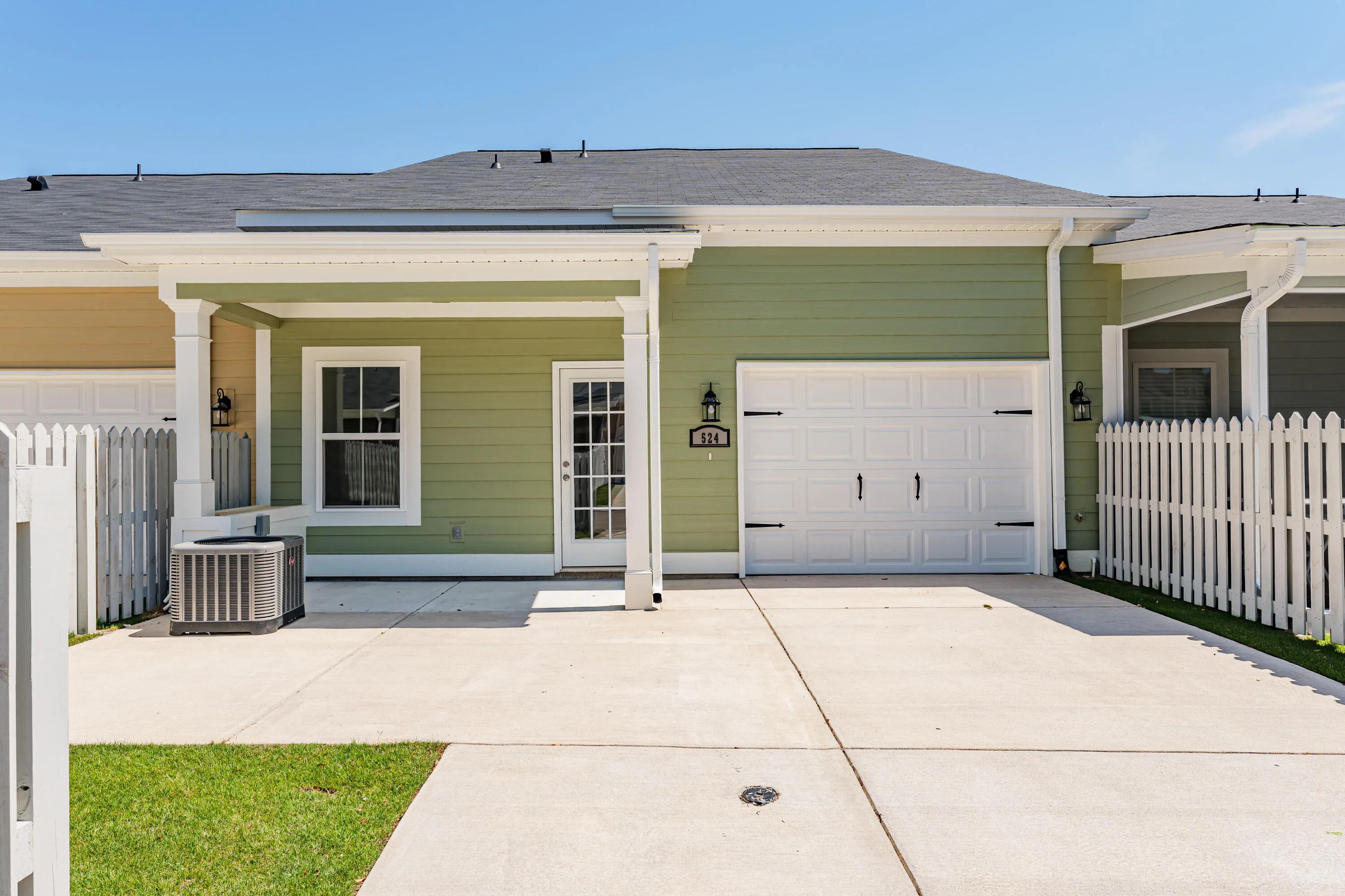 Aiken, South Carolina 29803, United States, 2 Bedrooms Bedrooms, ,2 BathroomsBathrooms,Residential,Active,120970