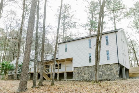 Photo of 1 Woodbridge Way, Evans, GA 30809 (MLS # 552352)