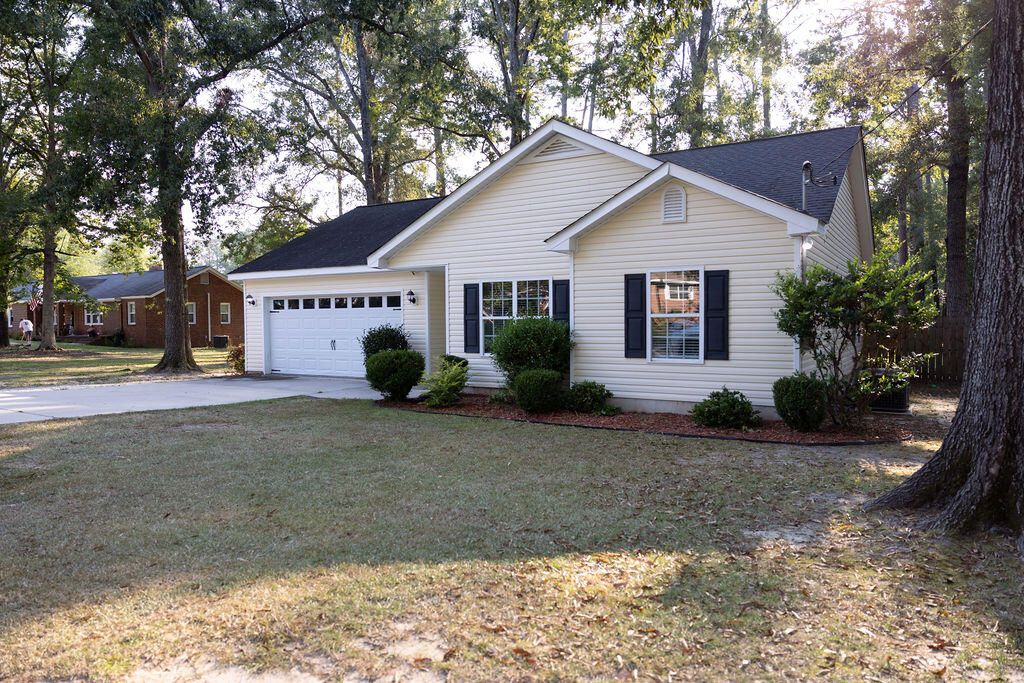Photo of 709 Pine Lane Drive, Thomson, GA 30824 (MLS # 547323)