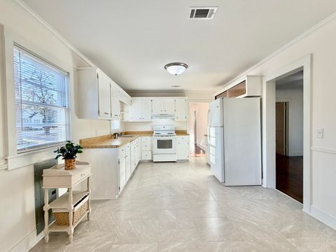 Tiny photo for 817 Screven Street, Sardis, GA 30456 (MLS # 550200)