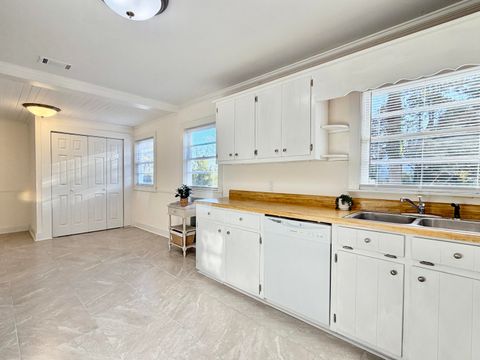 Tiny photo for 817 Screven Street, Sardis, GA 30456 (MLS # 550200)