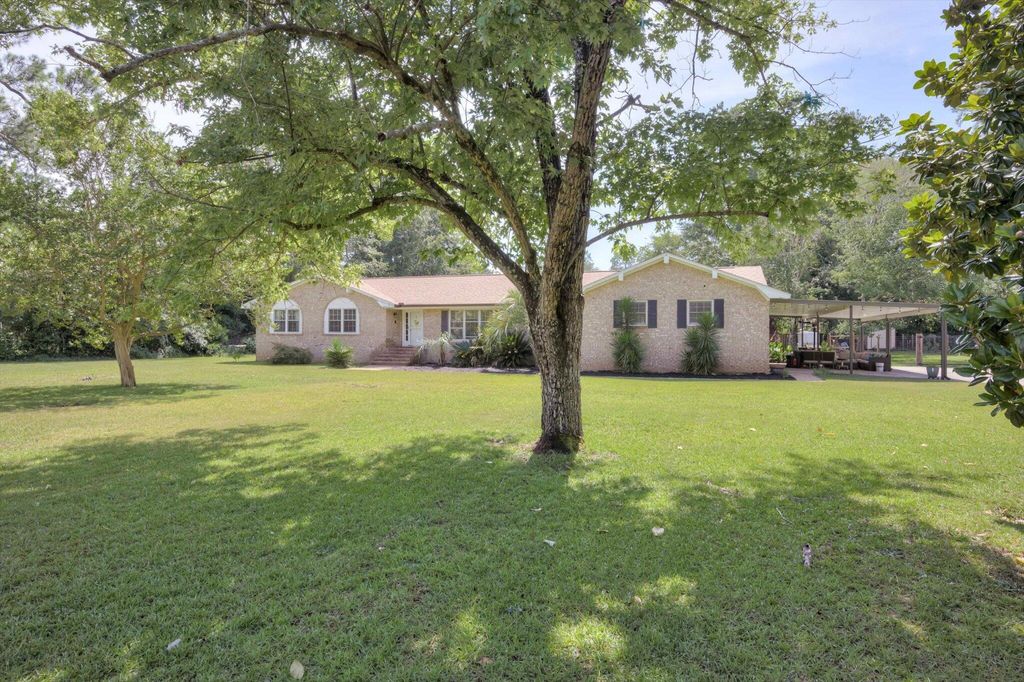 Photo of 111 Knollwood Trail, North Augusta, SC 29860 (MLS # 555046)