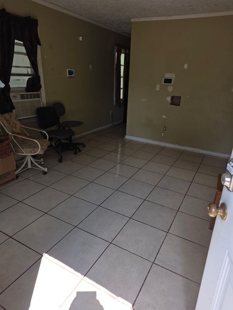 Tiny photo for 1033 6th Avenue, Augusta, GA 30901 (MLS # 548860)