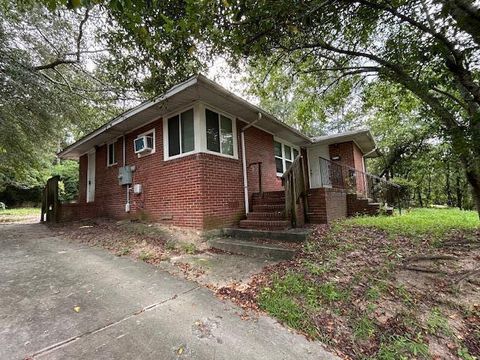 Photo of 2716 Hazel Street, Augusta, GA 30909 (MLS # 546518) Photo of 2716 Hazel Street, Augusta, GA 30909 (MLS # 546518)